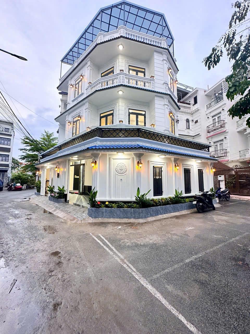 NHÀ GÓC 2 MẶT TIỀN, HẺM XE HƠI HUỲNH TẤN PHÁT, 7.5X12M, KHU DÂN TRÍ CAO