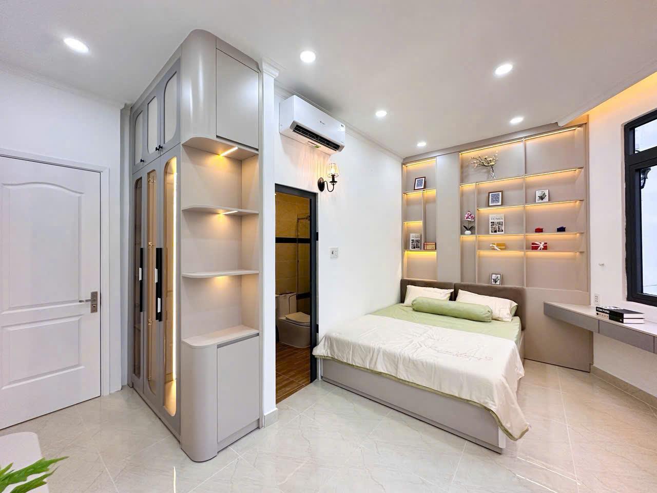 NHÀ GÓC 2 MẶT TIỀN, HẺM XE HƠI HUỲNH TẤN PHÁT, 7.5X12M, KHU DÂN TRÍ CAO-3