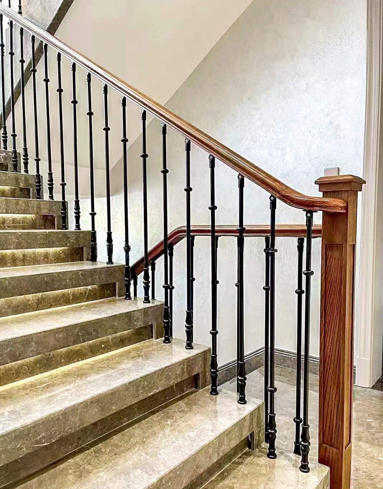 Cho thuê nhà, Nguyễn Khánh Toàn, Nguyễn Văn Huyên, 130m2x 3T -29 tr-1