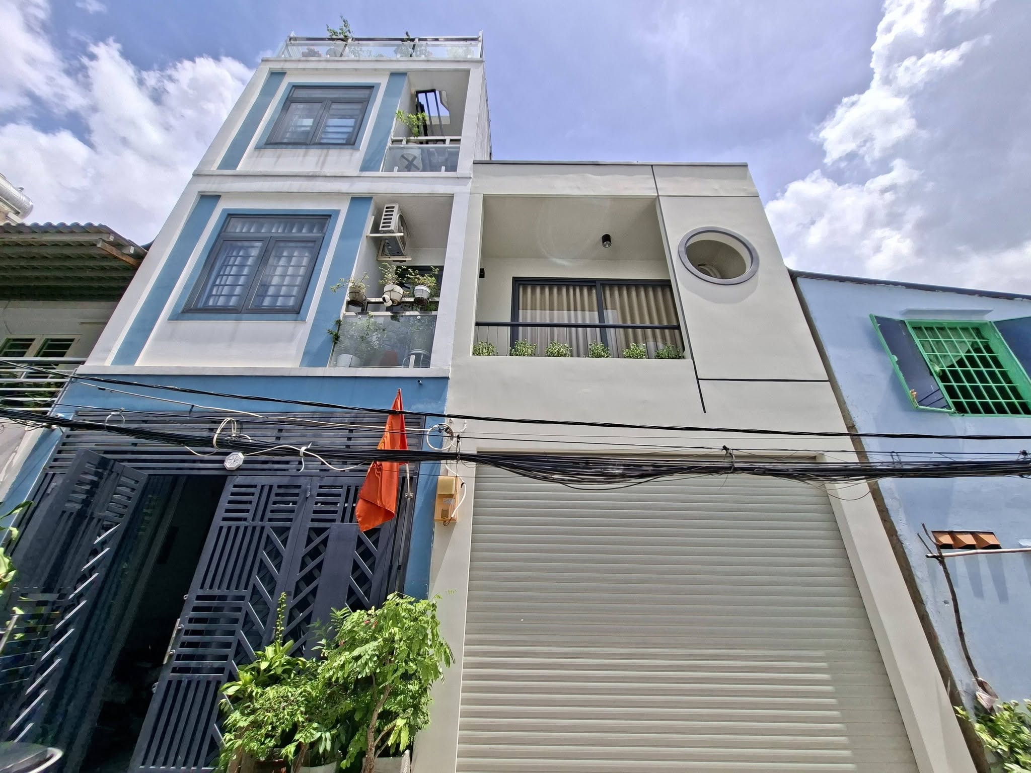 Nhà mới đẹp 2 tầng HXH Linh Đông Thủ Đức - Ngay ngã 3 Phạm Văn Đồng/Kha Vạn Cân- sát Trường Cao đẳng Công nghệ - 4.8 tỷ TL
