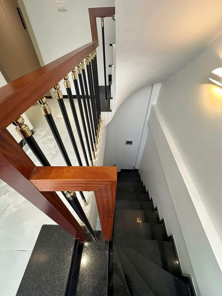 Tôi cho thuê nhà, Chùa Bộc, Phạm Ngọc Thạch, Đống Đa, 121m2x 2T -30 tr-1