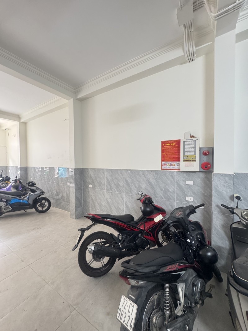 ♣ Tòa Căn Hộ MT đường 6m sát Phan Đăng Lưu, 171m2, ngang 9.5m, dòng tiền 120tr/th