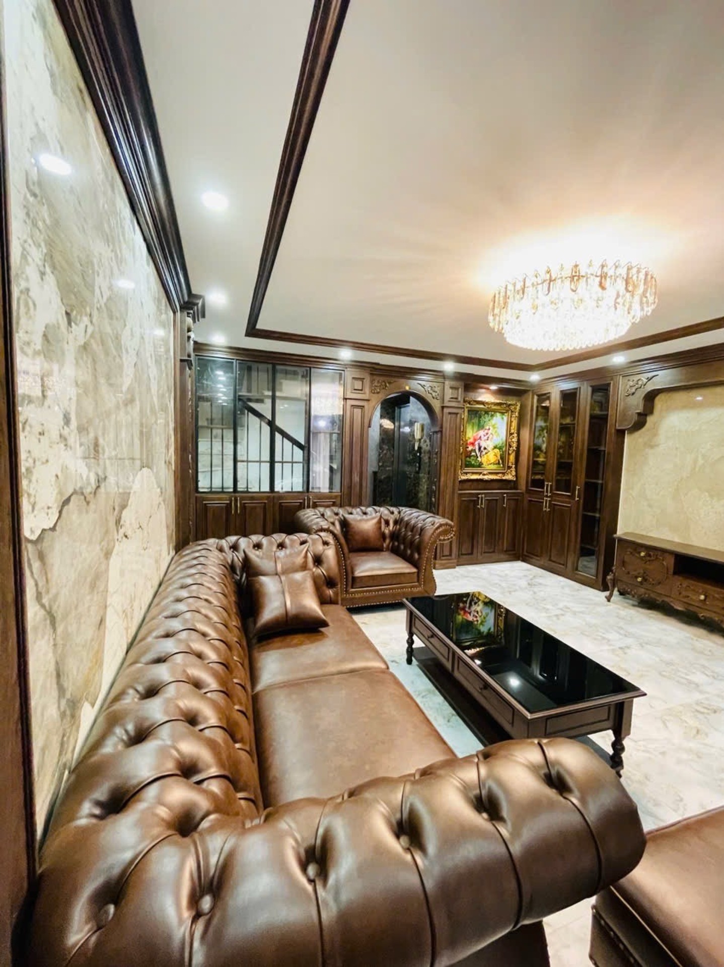 Bán nhà mới Khâm Thiên 36m 6 tầng thang máy chỉ đầu 8 tỷ 4 ngủ