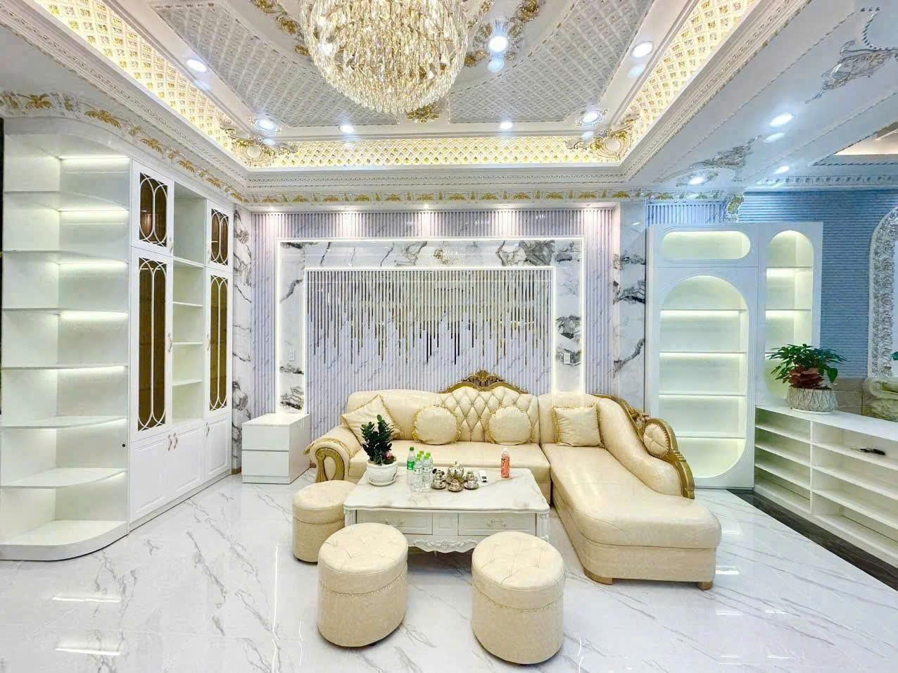 Nhà tân cổ điển, hẻm xe hơi Đào Tông Nguyên, 5x19m, chỉ hơn 8 tỷ