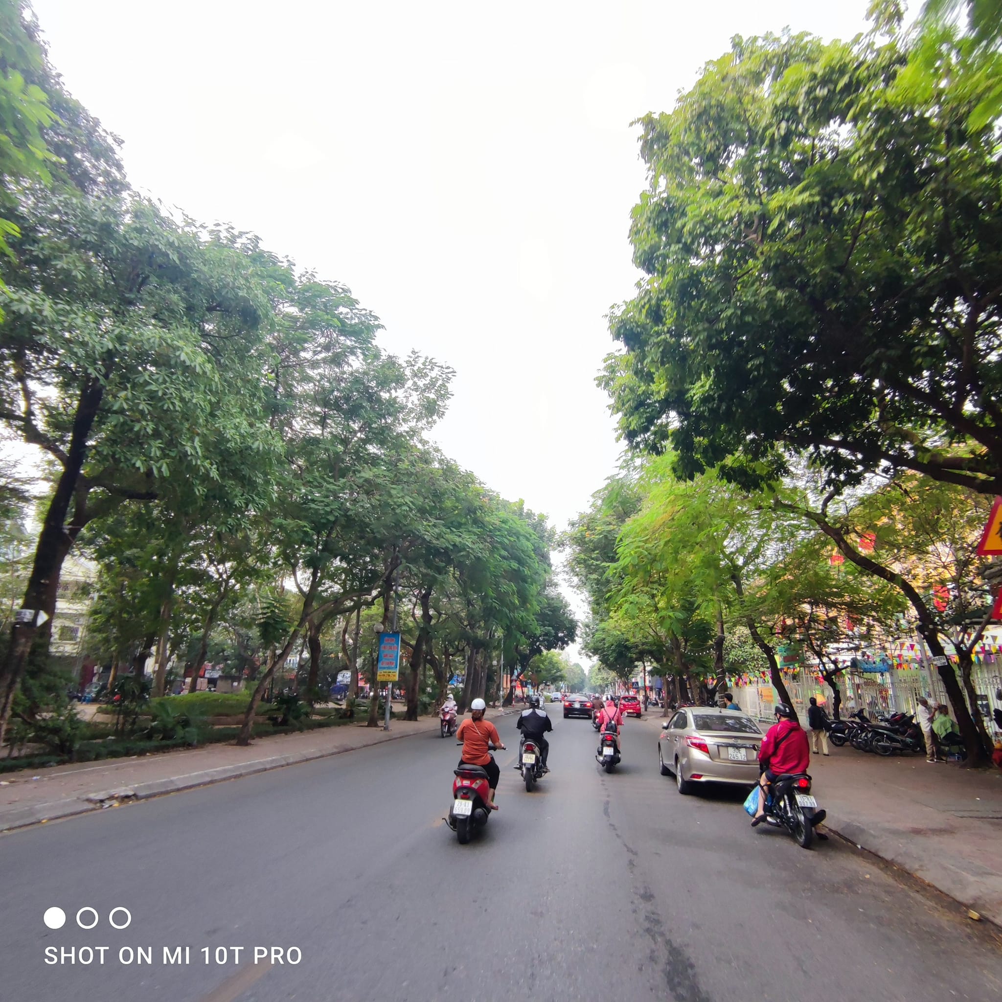 Bán Nhà mặt phố Ái Mộ, Bồ Đề, Long Biên: 226m2, MT11.5m, vỉa hè, kinh doanh 85 Tỷ-3