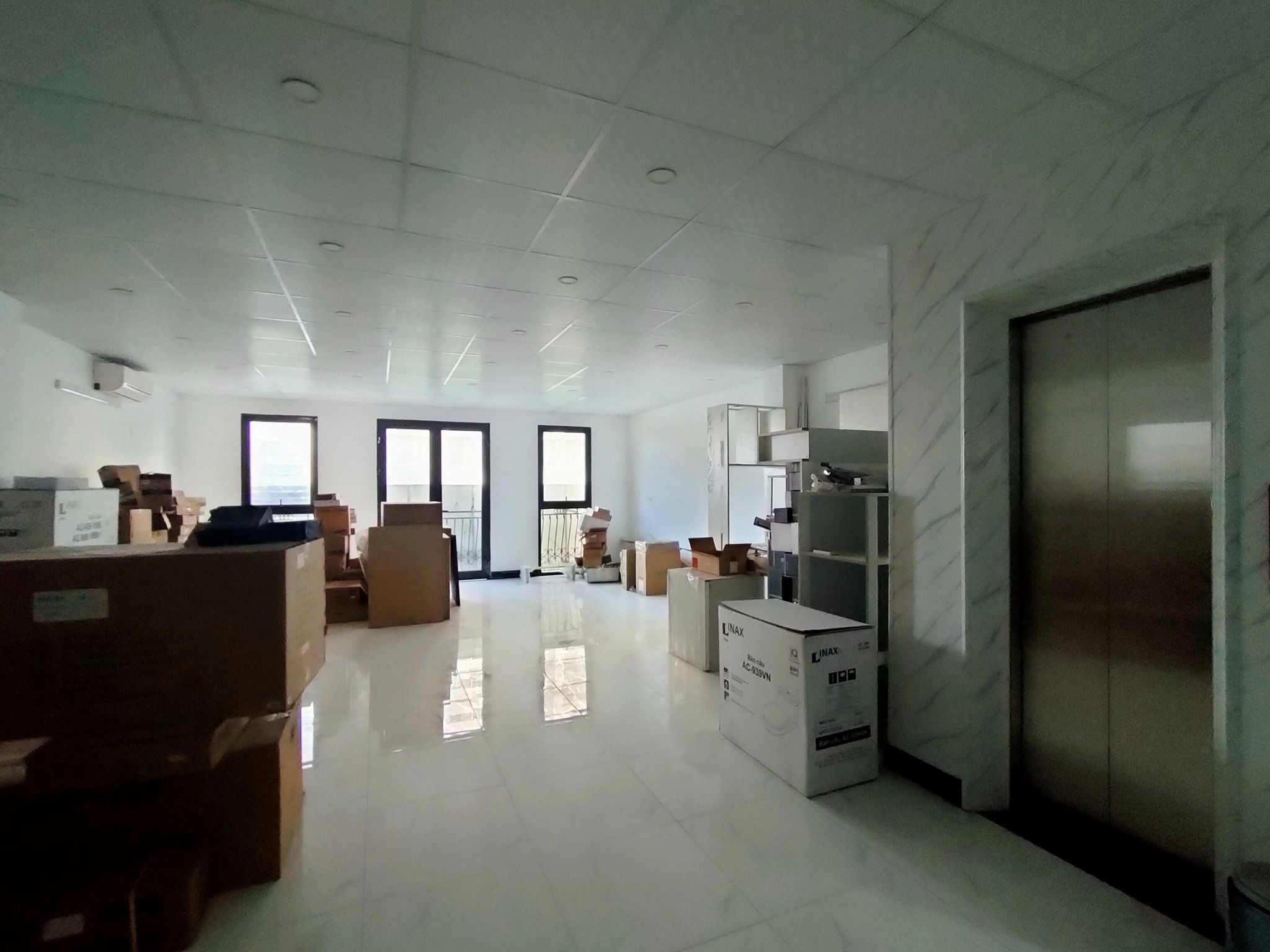 Bán Nhà mặt phố Ái Mộ, Bồ Đề, Long Biên: 226m2, MT11.5m, vỉa hè, kinh doanh 85 Tỷ-4
