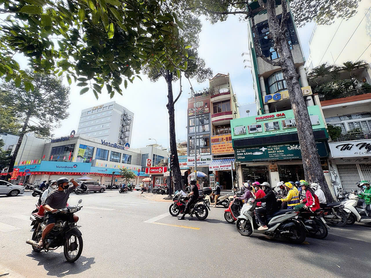 BÁN NHÀ 5 TẦNG MẶT TIỀN KD Đ.CAO THẮNG, QUẬN 3 - DT 60M2 FULL THỔ CƯ SH VUÔNG VỨC- NGAY GÓC NGUYẾN ĐÌNH CHIỂU - 0938676685 GẶP CHÍNH CHỦ