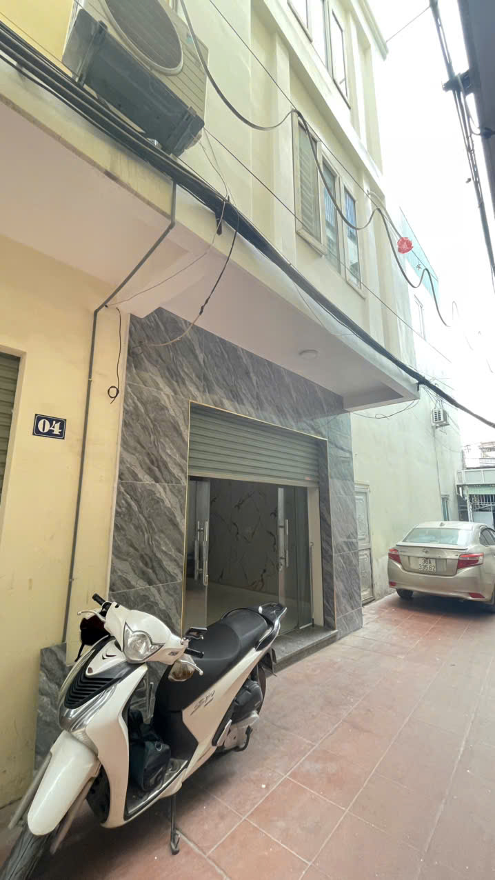 🏡 NHÀ 3 TẦNG – Ô TÔ ĐỖ CỬA – GẦN CHỢ LŨNG ĐÔNG – GIÁ 2,35 TỶ