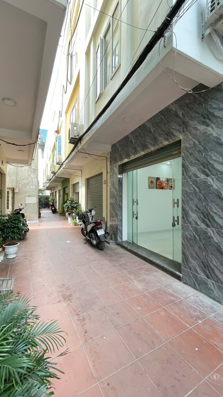 🏡 NHÀ 3 TẦNG – Ô TÔ ĐỖ CỬA – GẦN CHỢ LŨNG ĐÔNG – GIÁ 2,35 TỶ-4
