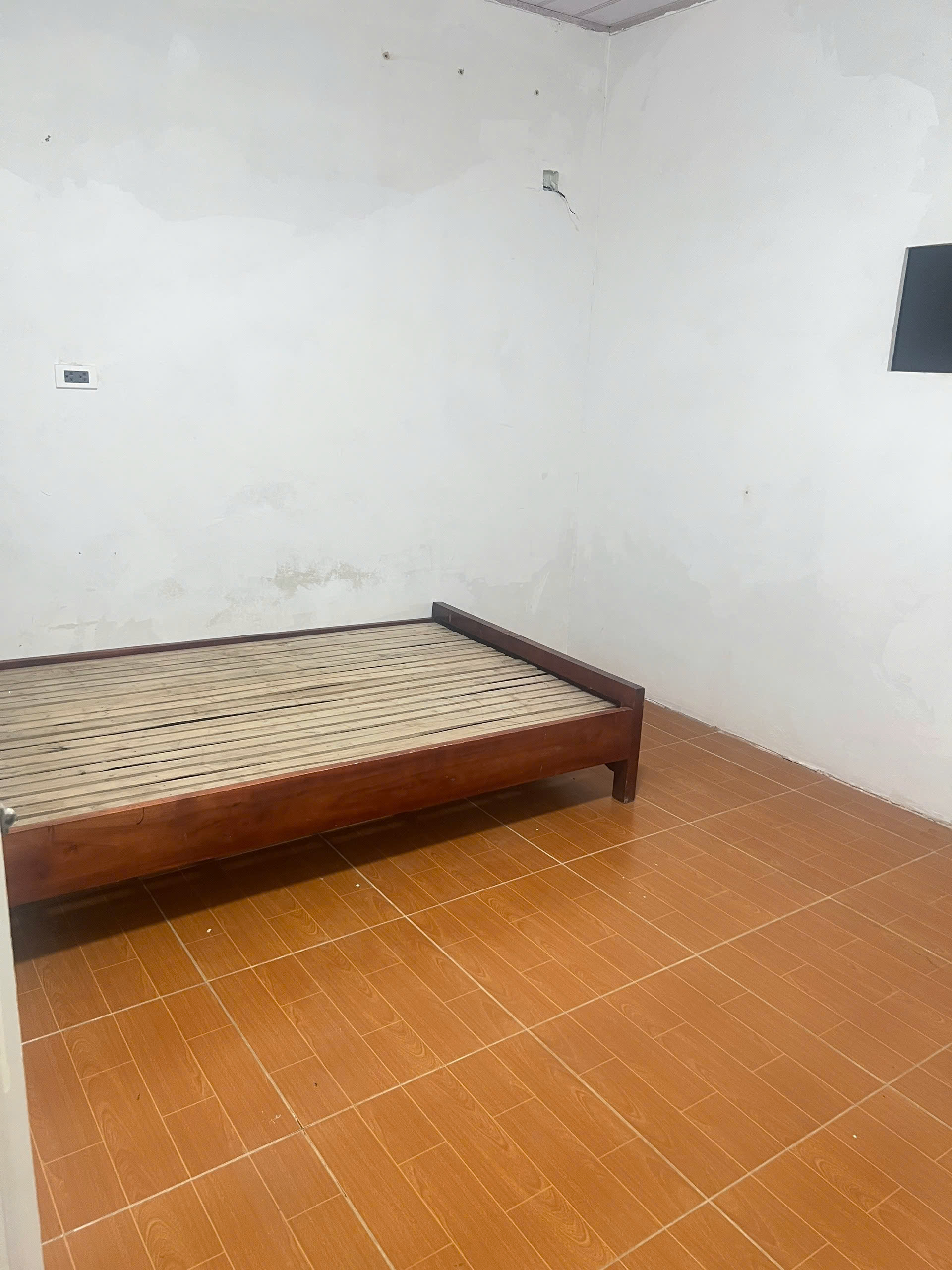 CHO THUÊ NHÀ CẤP 4 GÁC LỬNG GẦN KEANGNAM – PHÚ ĐÔ, NAM TỪ LIÊM, HÀ NỘI - HƠN 5TR