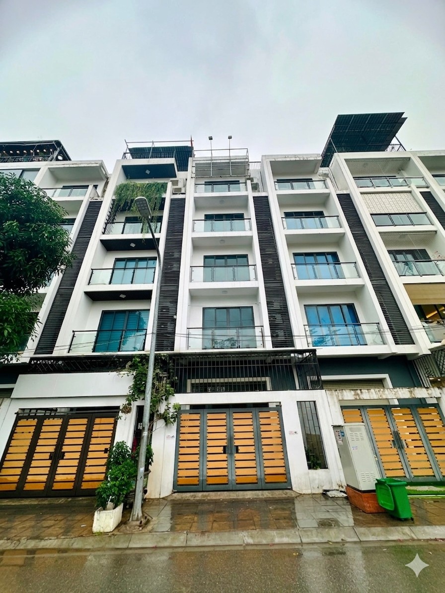 Cho thuê 1-2 tầng làm văn phòng - Hồ Tùng Mậu - đầy đủ bàn ghế nội thất - có chỗ để ô tô