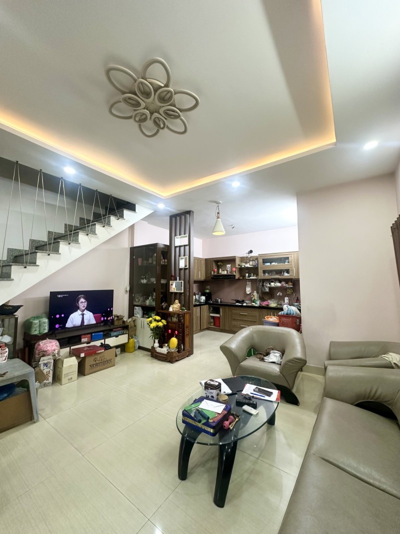 # Góc 2 MT đường nhánh 5.5m Thi Sách, 90m2, ngăn 2 căn nhà 4.5 tầng riêng biệt, 12.x tỷ
