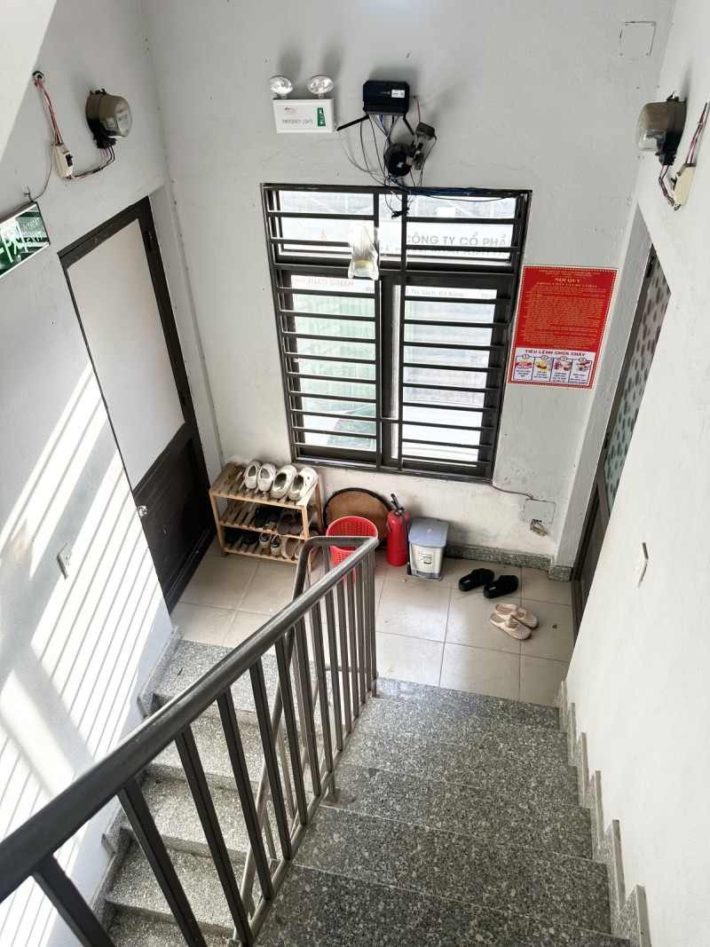 # Góc 2 MT đường nhánh 5.5m Thi Sách, 90m2, ngăn 2 căn nhà 4.5 tầng riêng biệt, 12.x tỷ
