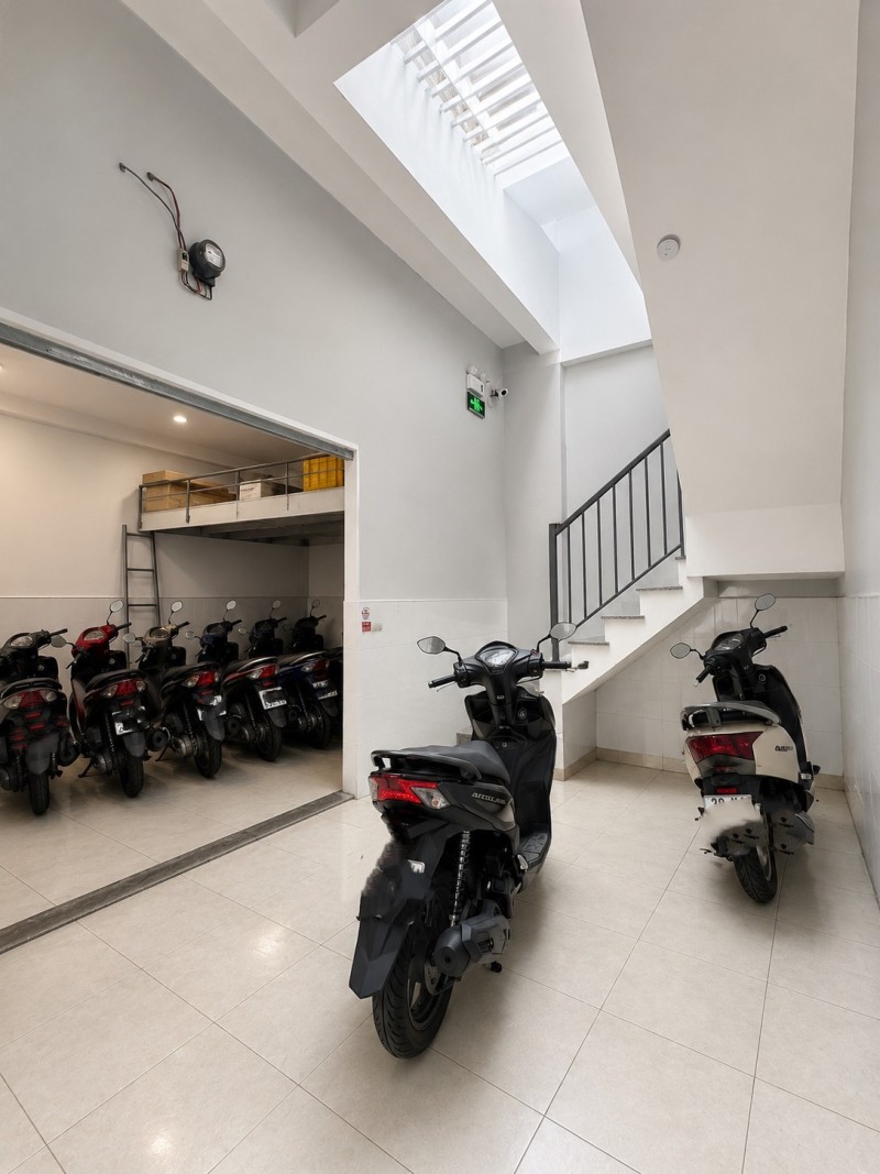 # Góc 2 MT đường nhánh 5.5m Thi Sách, 90m2, ngăn 2 căn nhà 4.5 tầng riêng biệt, 12.x tỷ