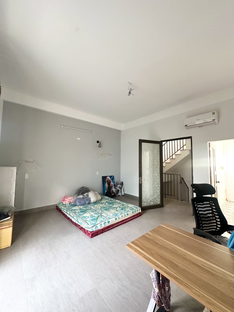 # Góc 2 MT đường nhánh 5.5m Thi Sách, 90m2, ngăn 2 căn nhà 4.5 tầng riêng biệt, 12.x tỷ-3