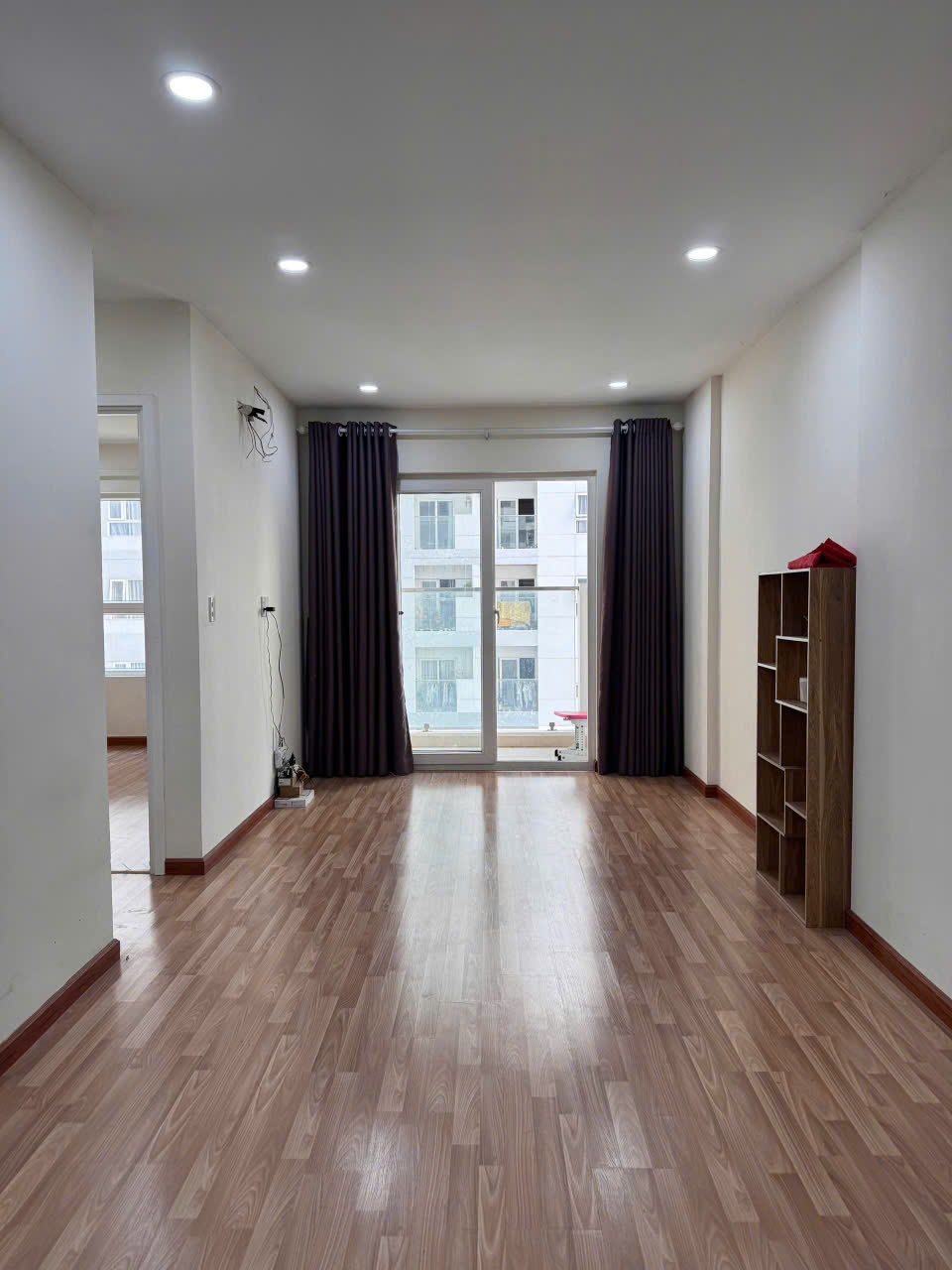 CHO THUÊ CĂN HỘ DIAMOND RIVERSIDE – 72M² – 2PN, 2WC – GIÁ CHỈ 8TR500
