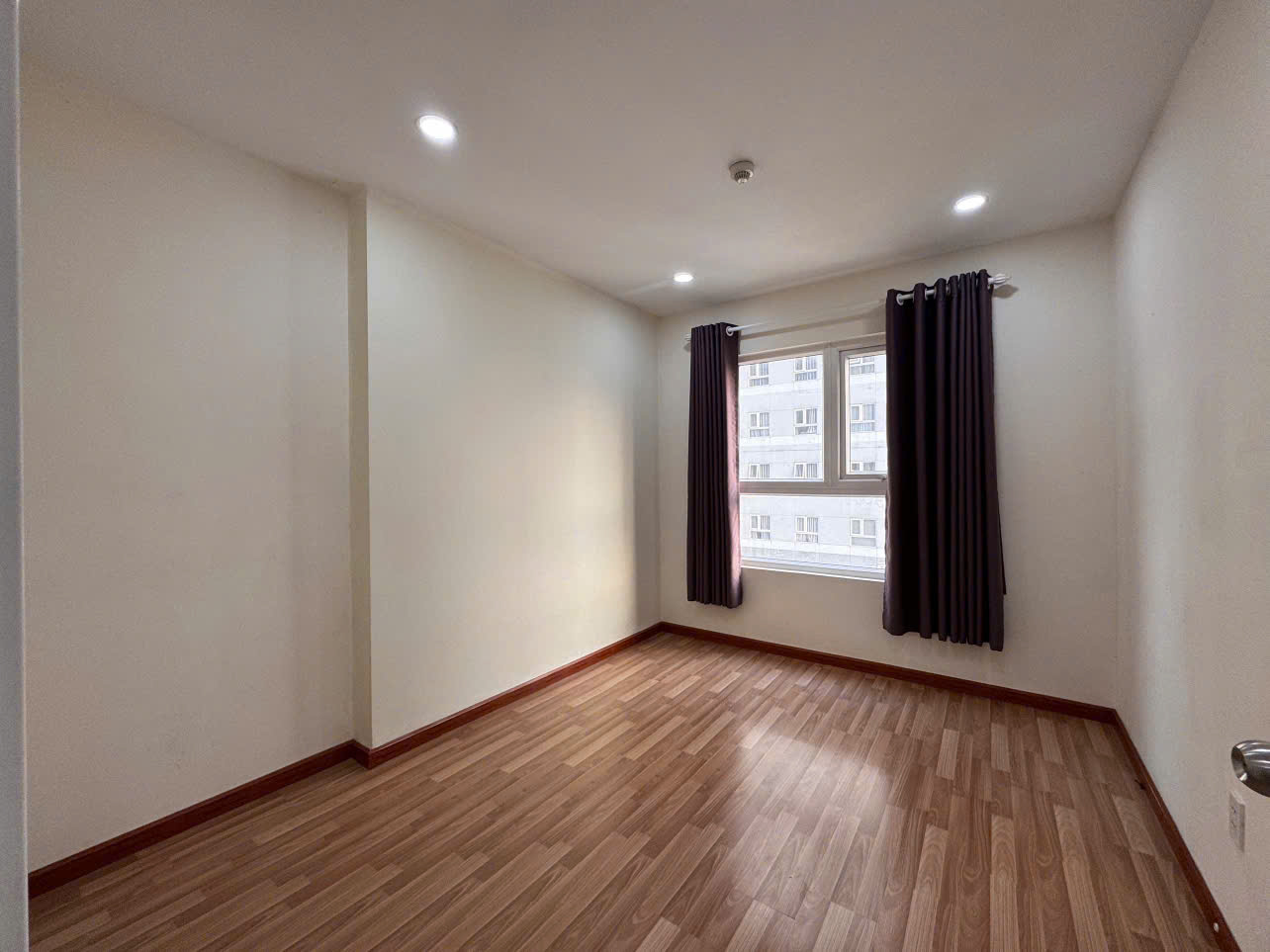 CHO THUÊ CĂN HỘ DIAMOND RIVERSIDE – 72M² – 2PN, 2WC – GIÁ CHỈ 8TR500-3