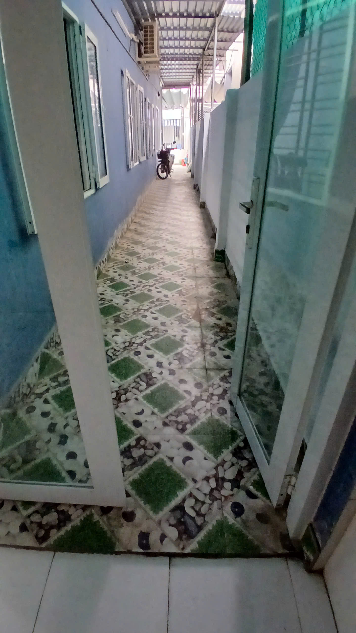 #  Thẳng 25m ra MT Trần Xuân Lê, 135m2, ngang 6m, vuông, sân rộng sạch đẹp, 4.x tỷ-4