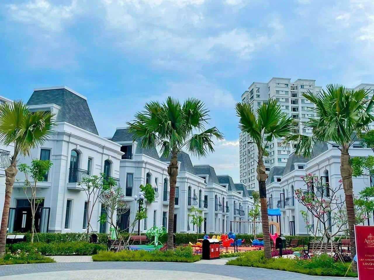 Siêu phẩm nhà phố Phú Mỹ Hưng - Amelie Villas kiến trúc Pháp - Nở hậu đẹp, giá cực tốt-1
