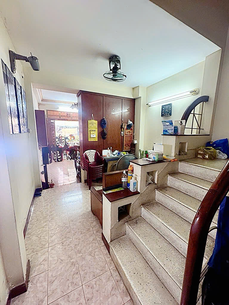 CHỦ 1 ĐỜI XƯA CẦN BÁN NHÀ 4 TẦNG HXH Đ.LÊ THÁNH TÔN, QUẬN 1- DT 64M2- VIEW TRỰC DIỆN CHỢ BẾN THÀNH SIÊU ĐẸP- 0938676685 GIANG GIANG-4