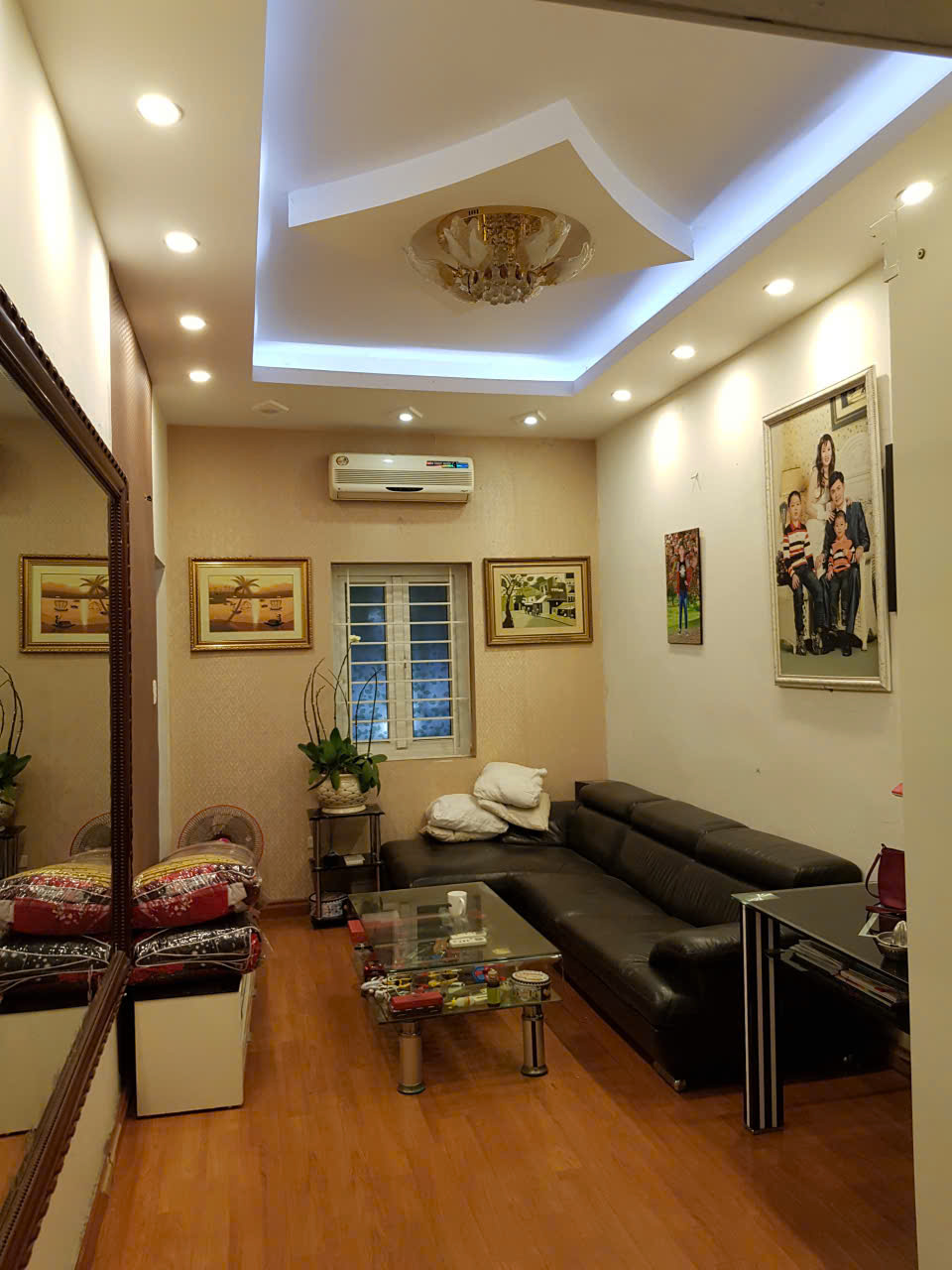 Cho thuê nhà chung cư ở ngõ 100 phố Khương Thượng, quận Đống Đa