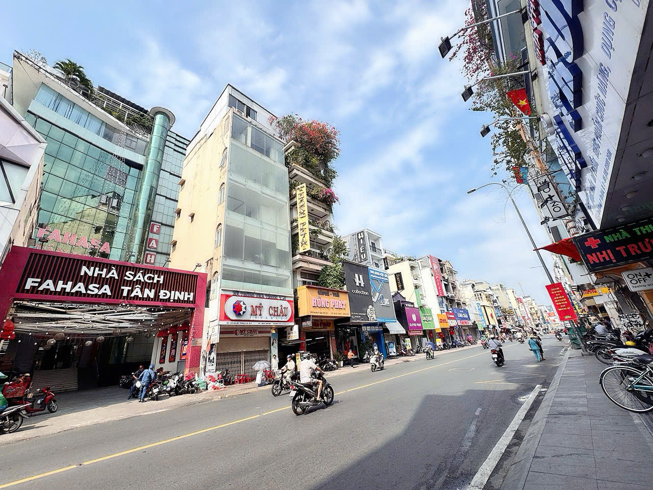 CHÍNH CHỦ 0938676685 BÁN TÒA NHÀ 6 TẦNG THANG MÁY- MẶT TIỀN KINH DOANH Đ.HAI BÀ TRƯNG, QUẬN 3- VIEW TRỰC DIỆN CHỢ TÂN ĐỊNH SIÊU HIẾM- GIÁ TRỊ KHAI THÁC KINH DOANH ĐA NGÀNH SIÊU ĐỈNH