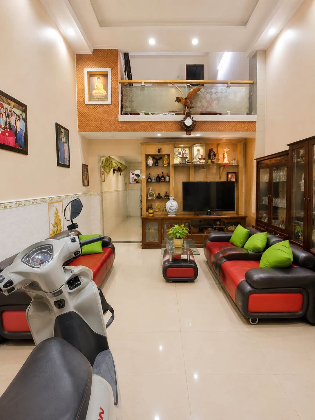 CHỈ 7.2 🧄 NHÀ 80M² - 3 TẦNG - XE HƠI NGỦ NHÀ - NGAY NGUYỄN SƠN, CHỢ F18