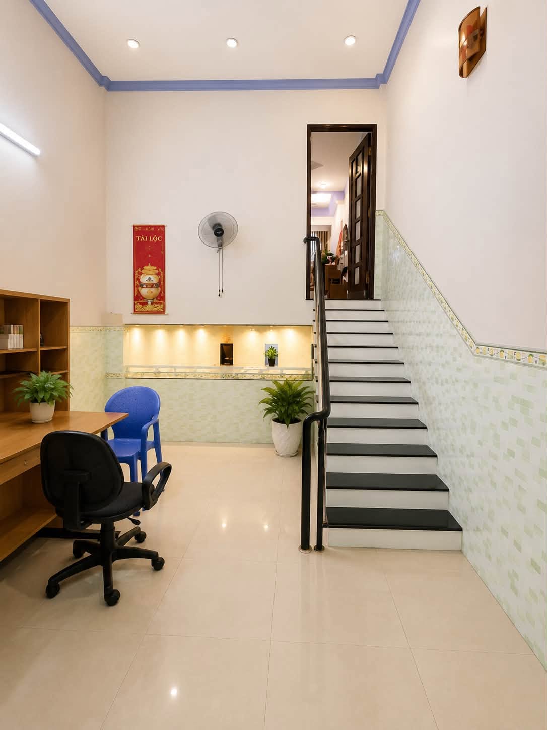 CHỈ 7.2 🧄 NHÀ 80M² - 3 TẦNG - XE HƠI NGỦ NHÀ - NGAY NGUYỄN SƠN, CHỢ F18