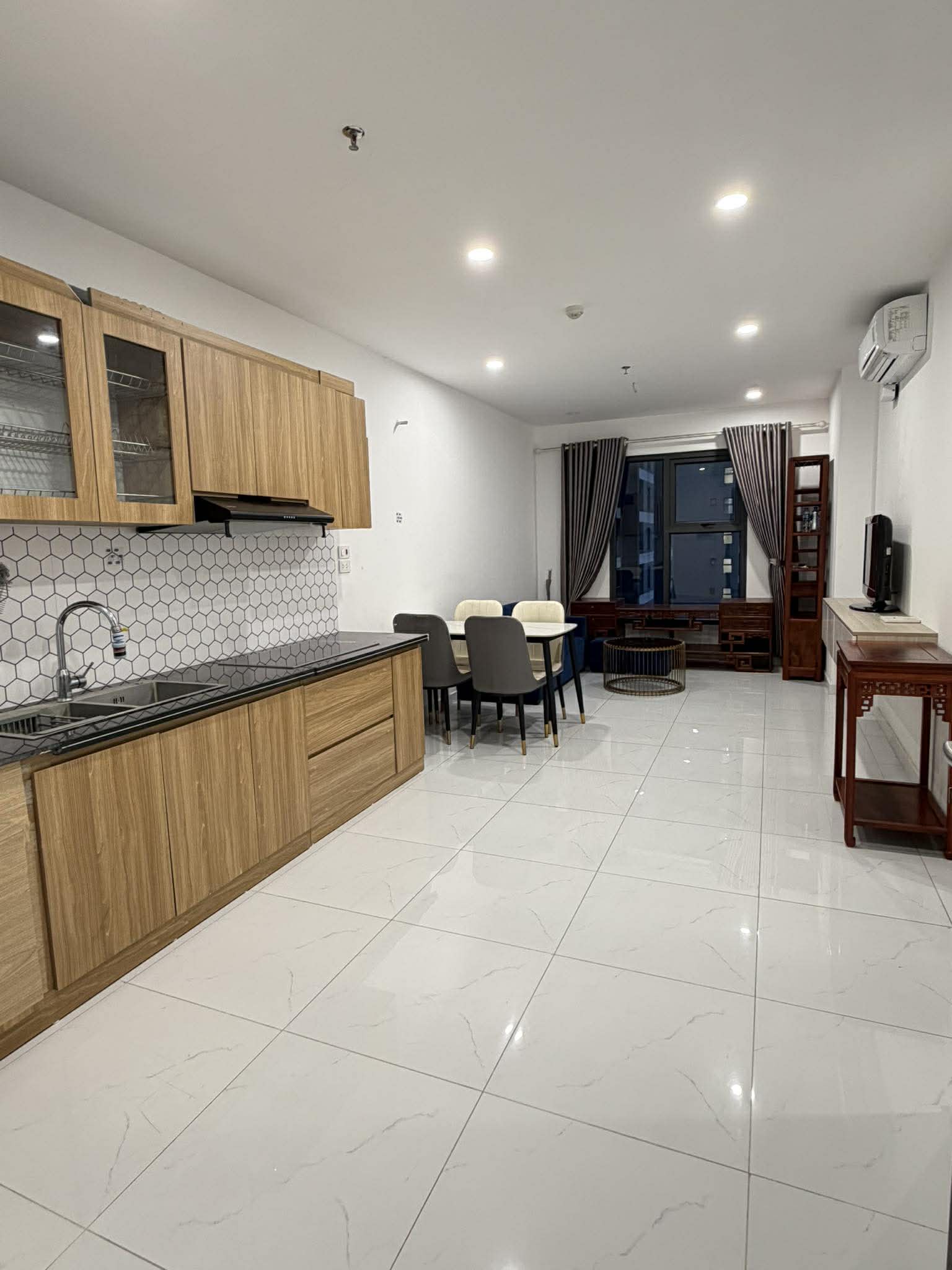 BÁN CHUNG CƯ BLUE STAR GIA LÂM  60m²  2 PN  GIÁ CHỈ 60.5 TRIỆU/M²