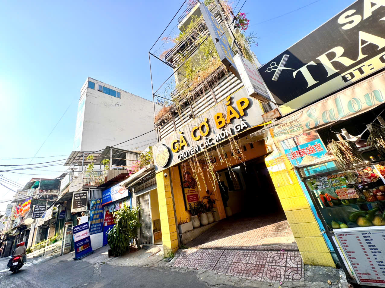 BÁN NHÀ 2 TẦNG MẶT TIỀN TRẦN VĂN ĐANG, QUẬN 3- DT 5M*40M SH VUÔNG ĐẸP- KHAI THÁC GIÁ TRỊ CAO- CHỦ XƯA 0938676685 GIANG GIANG
