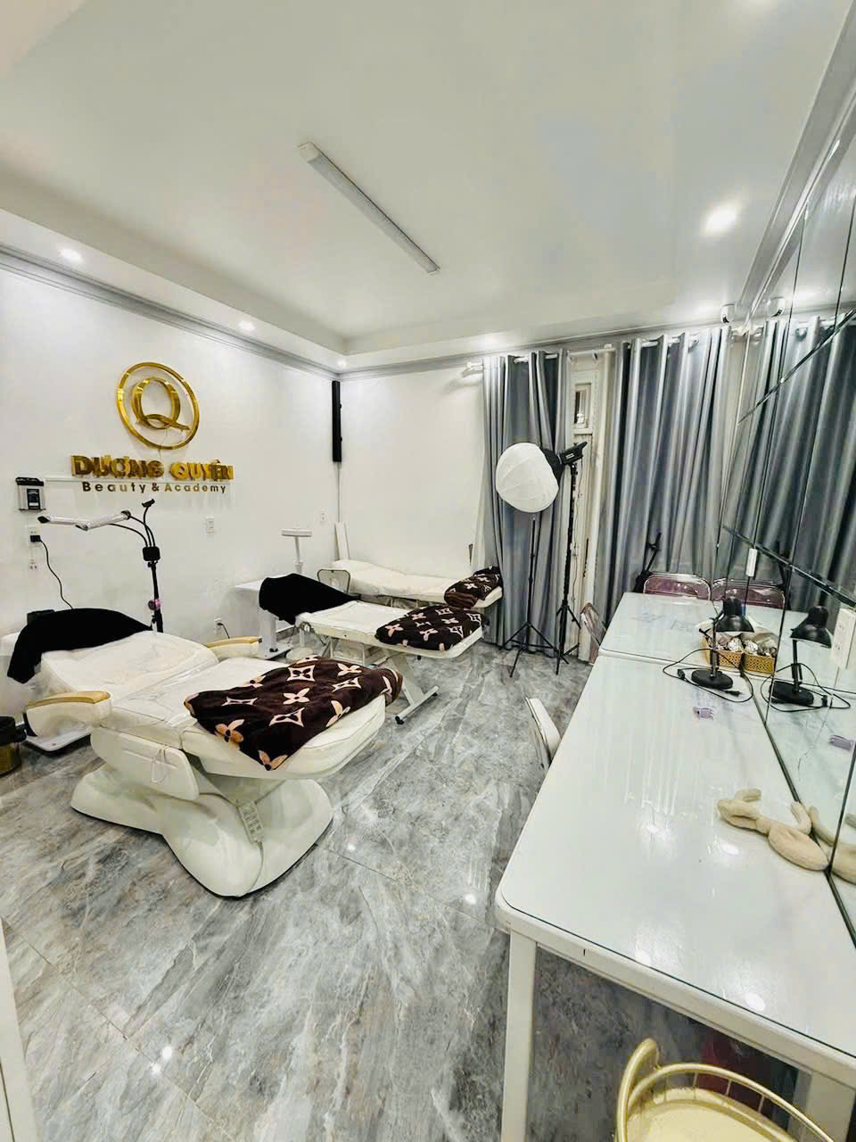 NHÀ 2 MẶT TIỀN NGUYỄN LƯƠNG BẰNG – TRUNG TÂM ĐÀ LẠT – KINH DOANH CỰC ĐẸP