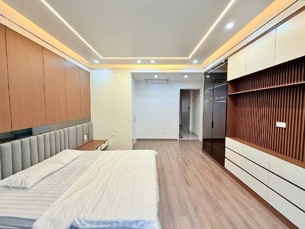 Bán nhà phố Ngọc Khánh Kim Mã, 7 tầng thang máy, ô tô vào nhà, 60m, trên 20 tỷ-3