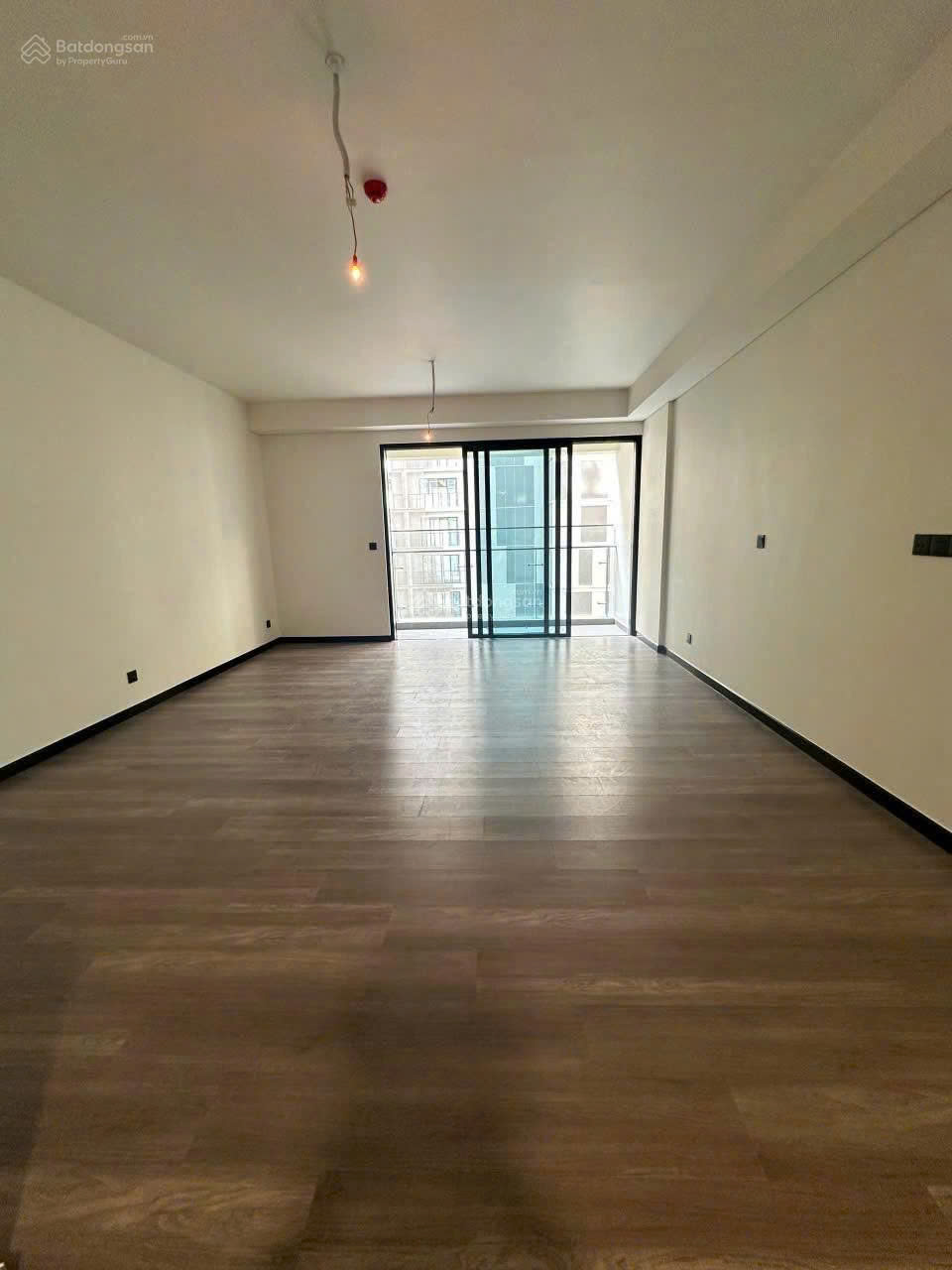 Studio SOHO văn phòng lưu trú 45.62m² tầng 20, view nội khu yên tĩnh, giá 3.8 tỷ bao phí