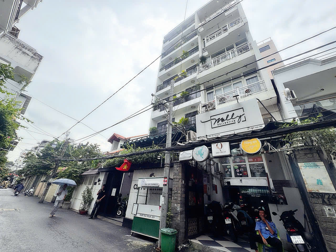 HIẾM BÁN - XE HƠI NGỦ TRONG NHÀ Đ.LÊ VĂN SỸ, QUẬN 3 - DT KHỦNG 116M2 NGANG 4,1M*28,4M - CHÍNH CHỦ 1 ĐỜI BÁN NHÀ 4 TẦNG BTCT* LIÊN HỆ GIANG GIANG: 093.86.76.685-3