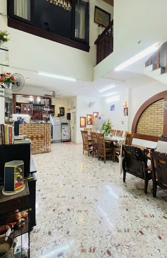 Bán nhà 4 Tầng Lê Văn Sỹ, QUẬN 3, DT 80 m2, 12 tỷ