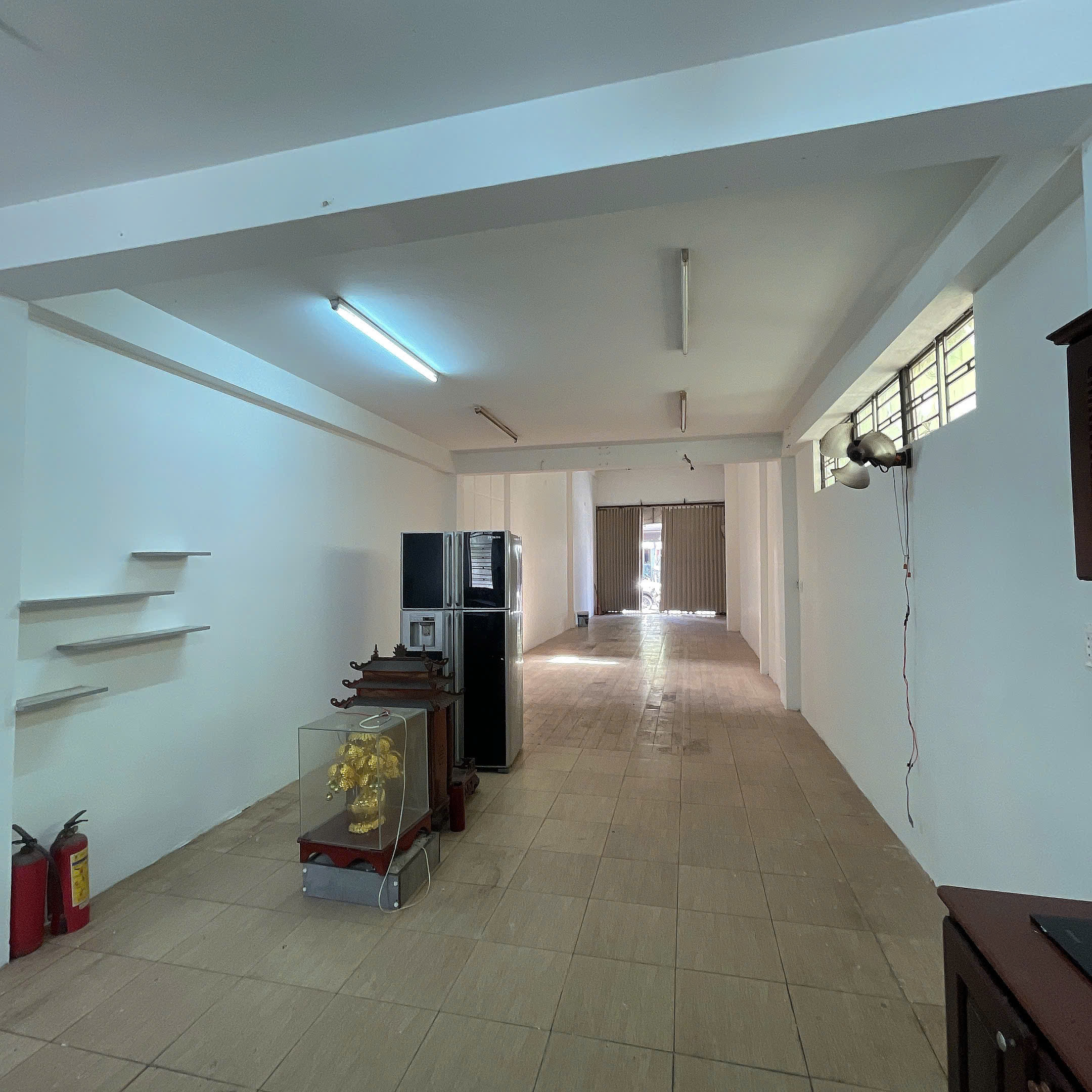 Cho Thuê Nhà Nguyên Căn Đường Núi Thành, Hải Châu, Đà Nẵng – 250m² – Giá Chỉ 23 Triệu/Tháng-3