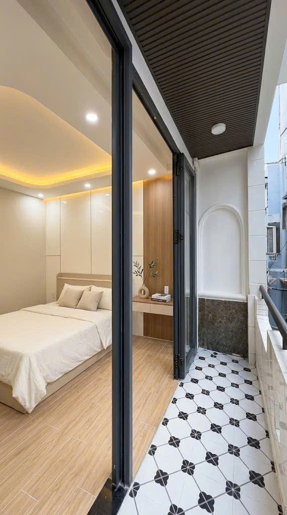 Nhà mới Lý Chính Thắng, QUẬN 3, ngay hẻm Ô tô, căn góc 3 tầng, 7.3 tỷ-3