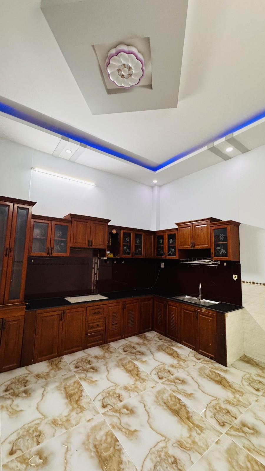 💥🚘🏡BÌNH TÂN, LÊ ĐÌNH CẨN, HẼM 6M THÔNG, 103M2, 4TẦNG, 5PN, NGANG GẦN 5M, NHỈNH 6 TỶ