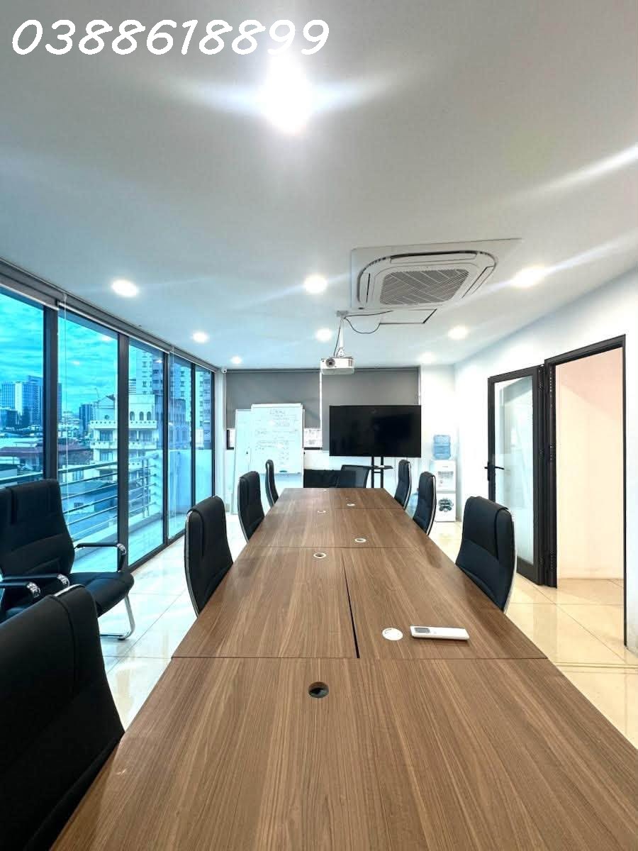 BÁN TÒA VP LÁNG HẠ - ĐỐNG ĐA - BUILDING 10 TẦNG - DT 180 TR/TH - 136M² - MT 8M - 95 TỶ