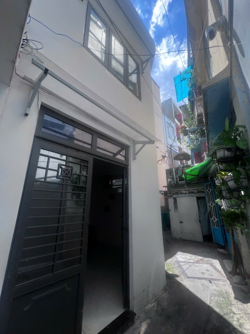 BÁN NHÀ PHÚ NHUẬN HXH 60M2 2 TẦNG NGANG 10M 3 PN ĐẸP SÁT MT DÂN TRÍ HUỲNH VĂN BÁNH 7.9 TỶ.