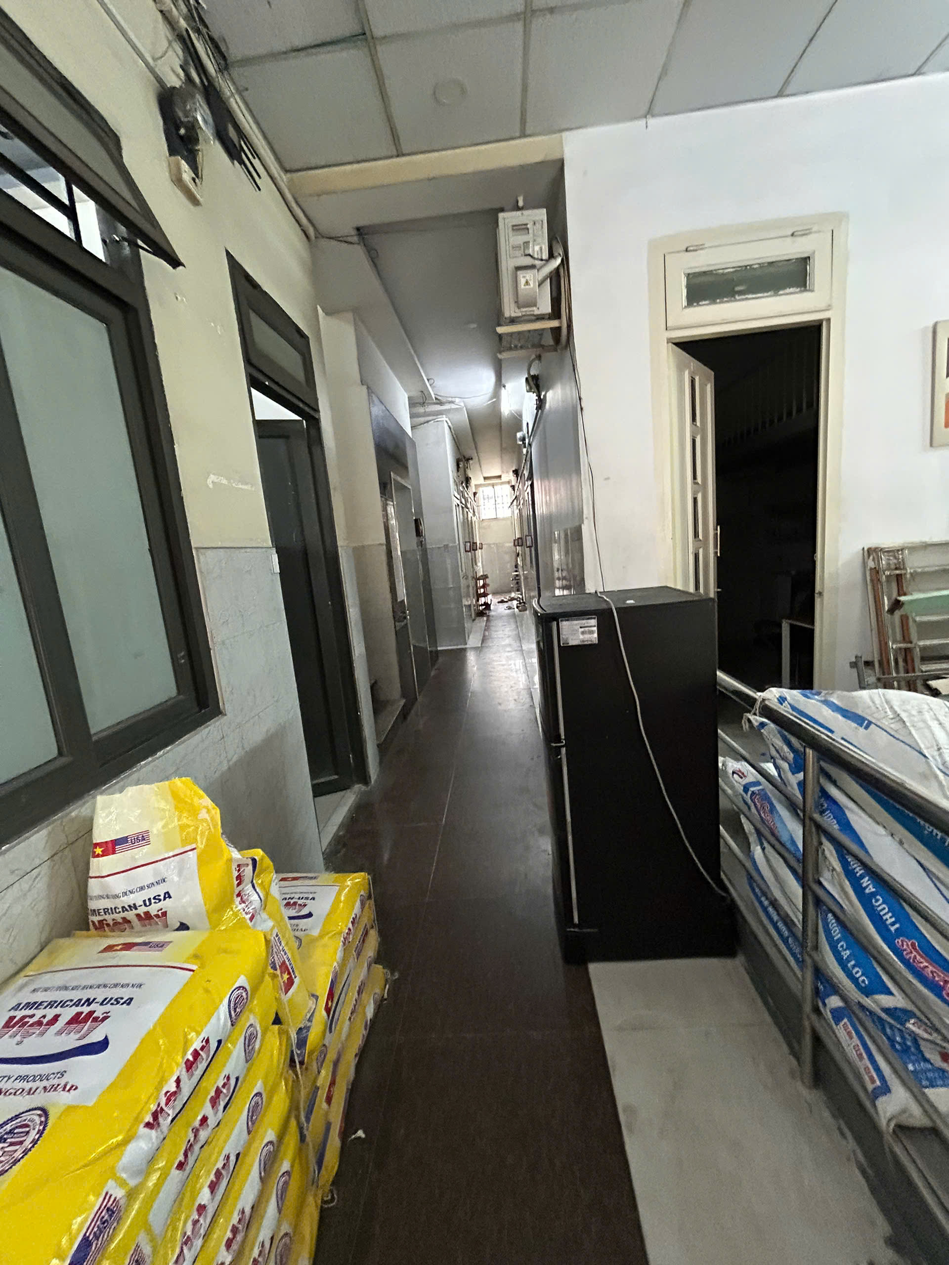 CHO THUÊ phòng trọ 958/3 Âu Cơ phường 14 Tân Bình. 25mv 3tr6/ tháng. LH:0708877972.-4