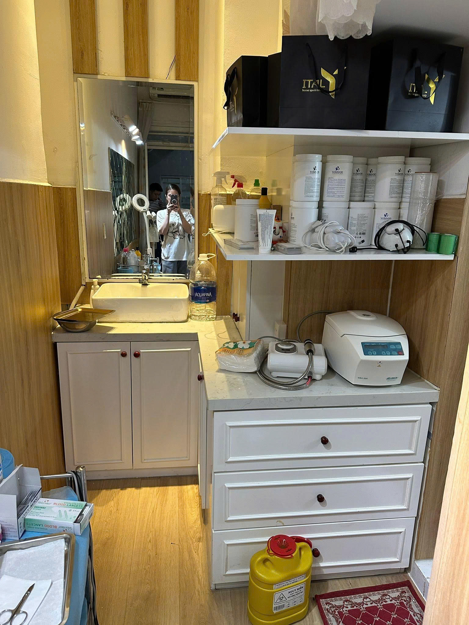 SANG NHƯỢNG LẠI SPA FULL THIẾT BỊ – GIÁ CHỈ 150 TRIỆU Địa chỉ: 333/7A Lê Văn Sỹ, P.1, Tân Bình