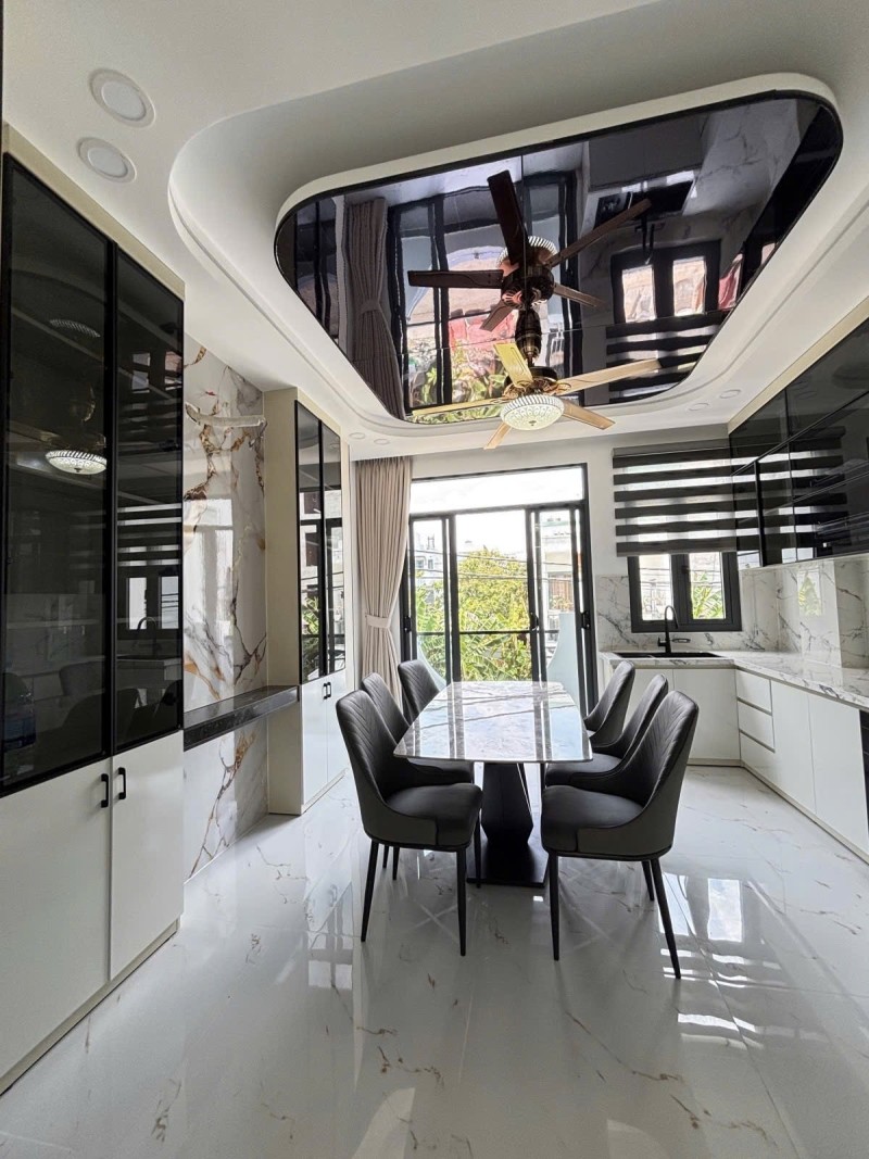 Bán nhà 5 tầng, 52m2 đường Số 1, Long Trường, Q9, Thủ Đức, TP HCM,  sổ hồng riêng. Giá 5.89 tỷ.