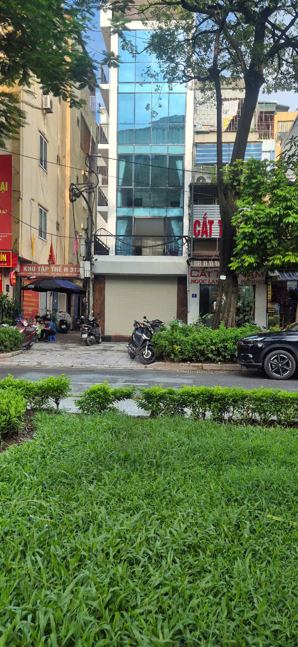 Chính chủ bán nhà mặt phố Nguyễn Cơ Thạch 45mv SĐCC LH:0969148973.-4