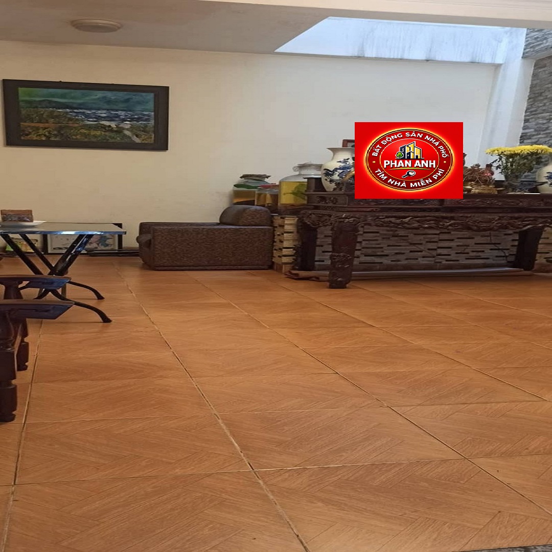 Nhà mặt tiề.n sát Đỗ Xuân Hợp – Đi xem mới thấy giá trị thật | 5 tầng, mà chỉ có 12 đồng.