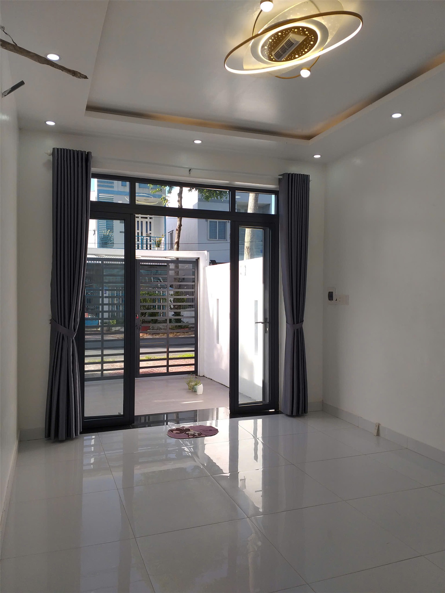 NHÀ ĐẸP - GIÁ TỐT - CHÍNH CHỦ CẦN BÁN NHÀ 211 Đường 9B KĐT 5A Phú Lợi, TP CẦN THƠ