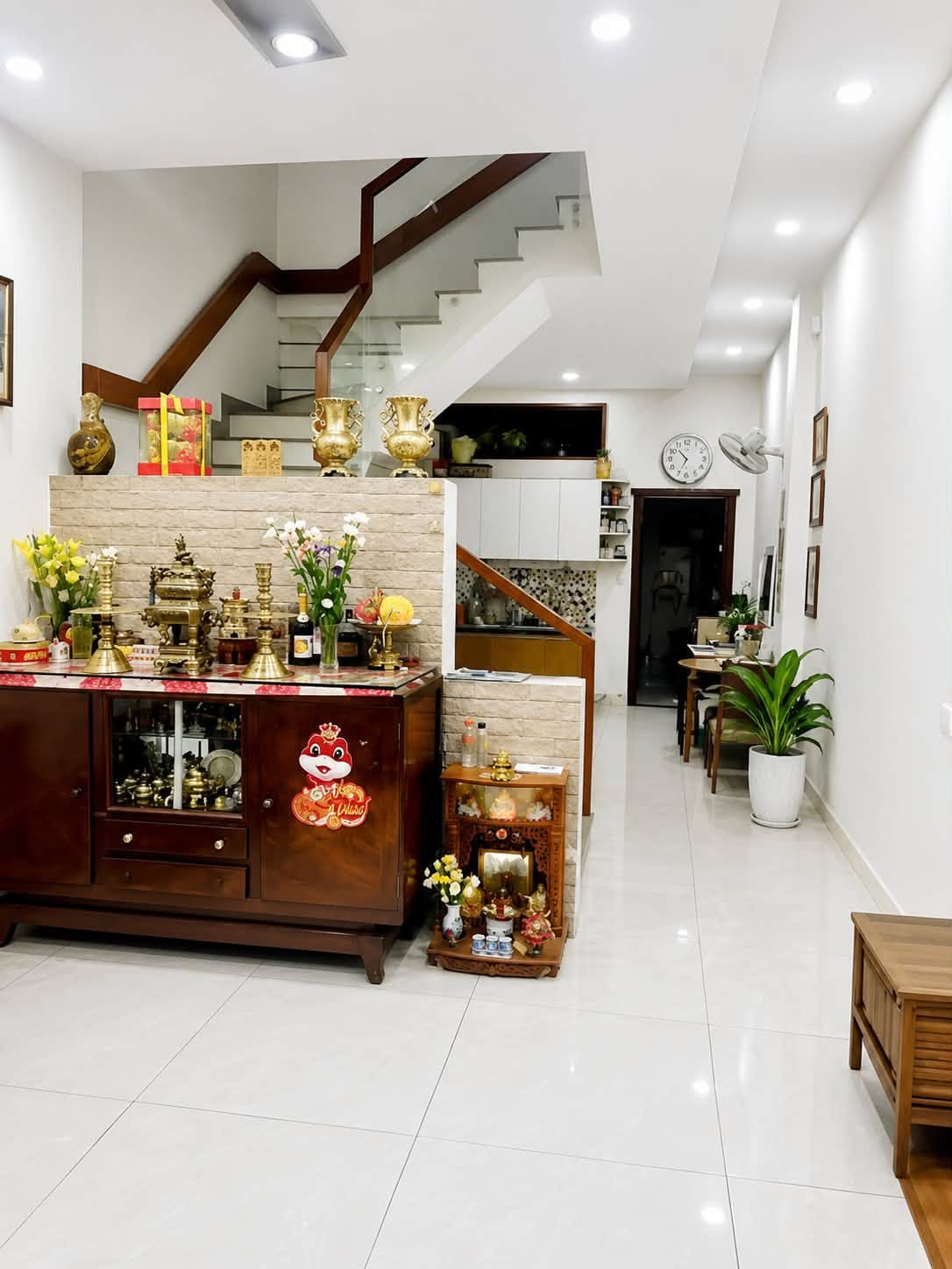 MẶT TIỀN KD NGAY CHỢ TÂN HƯƠNG - VỊ TRÍ VÀNG ĐA NGÀNH NGHỀ - 4 TẦNG BTCT  CHỈ NHỈNH 8