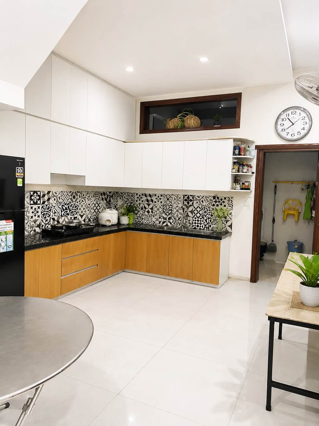 MẶT TIỀN KD NGAY CHỢ TÂN HƯƠNG - VỊ TRÍ VÀNG ĐA NGÀNH NGHỀ - 4 TẦNG BTCT  CHỈ NHỈNH 8