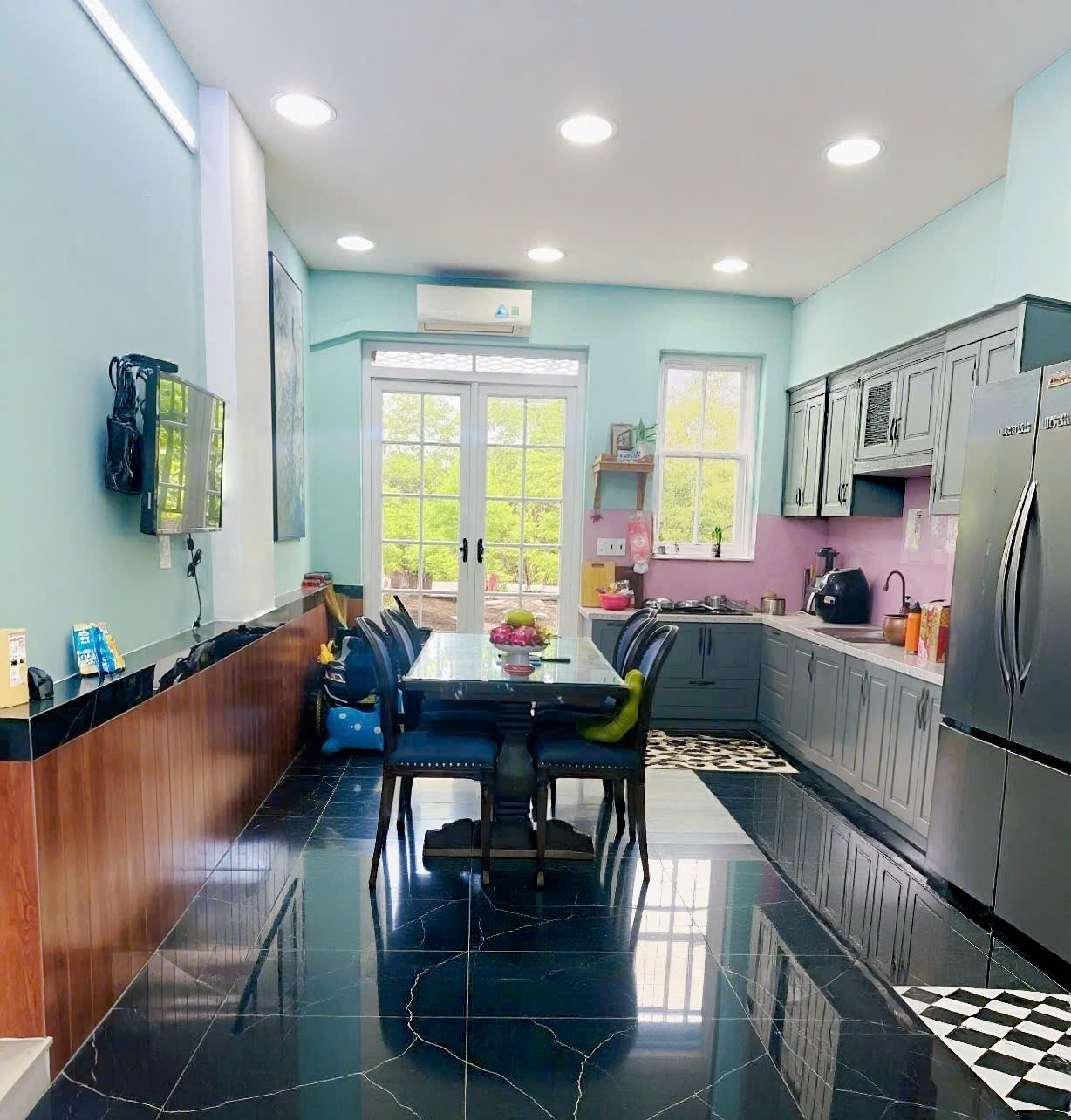 Nhà phố 4 tầng, hàng xóm Vạn Phúc - 68m2 – Nhỉnh 10 tỷ - Đường 10m – Ôtô dậu trước nhà