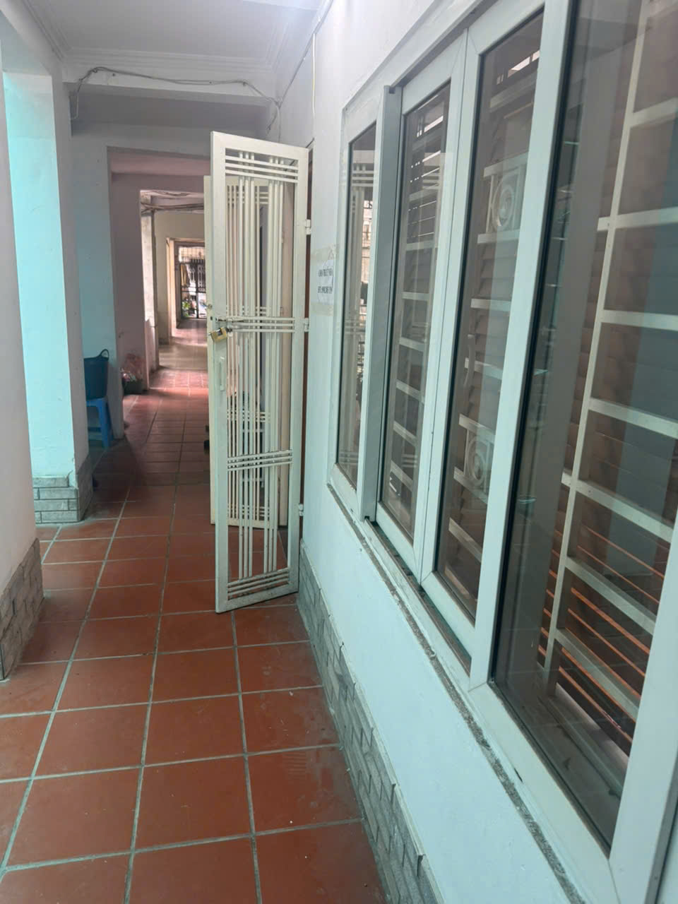 CHO THUÊ CĂN HỘ TẬP THỂ TẦNG 2, THÔNG TẦNG 3, 4, 75m² – 2PN, 2WC-4